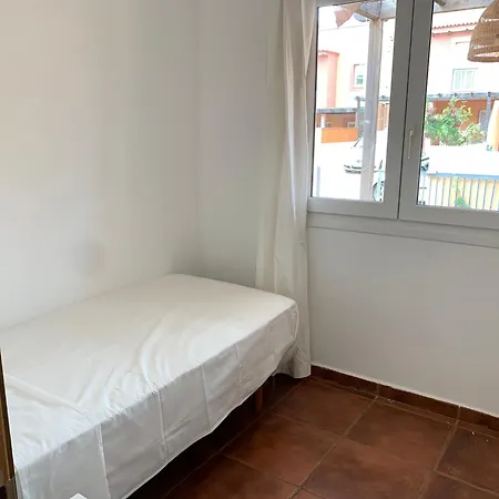 Corralejo, Casa Alma بيت شباب كوراليهو